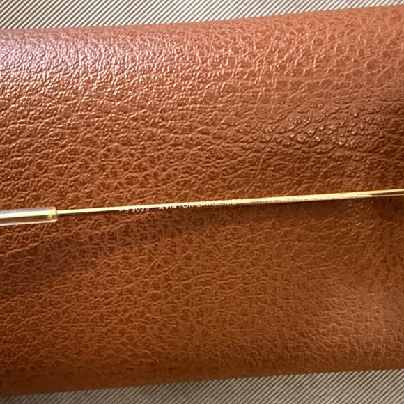 Ray-Ban Gold Frame Aviator Sunglasses with Dark Green/Gray Lenses - RB3025 - Picture 6 of 9